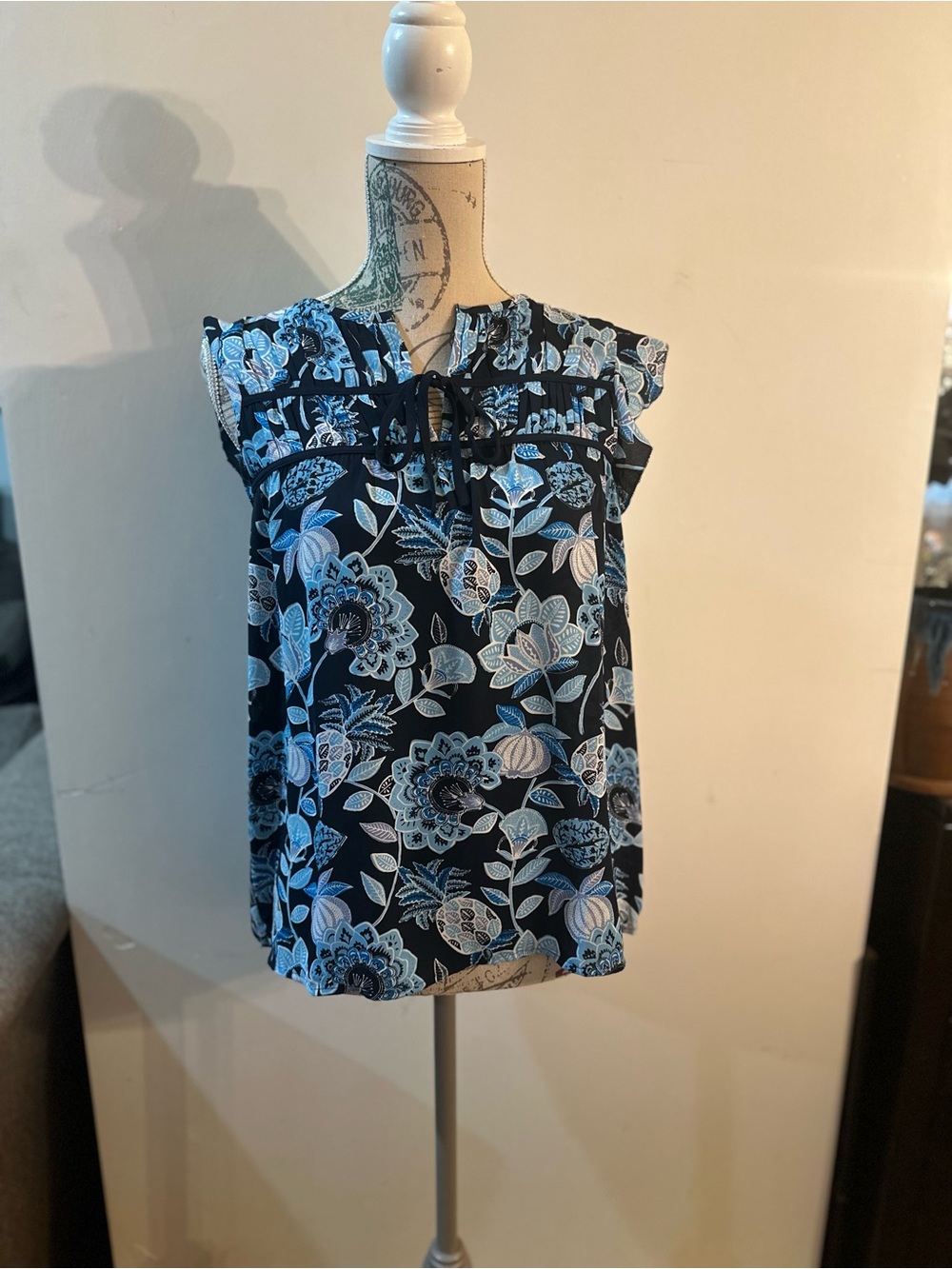 LOFT Navy Blue Floral Tie-Front Ruffle Sleeve Blouse